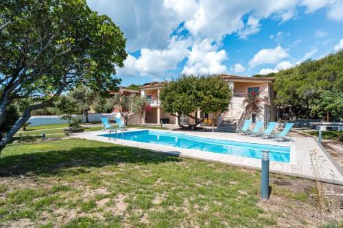 Appartamento La Vela Blu — 4-Star Luxury Hotel in Orosei, Italy