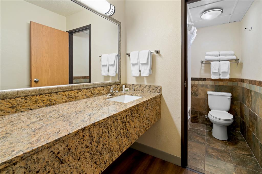AmericInn by Wyndham Dickinson - photo 29