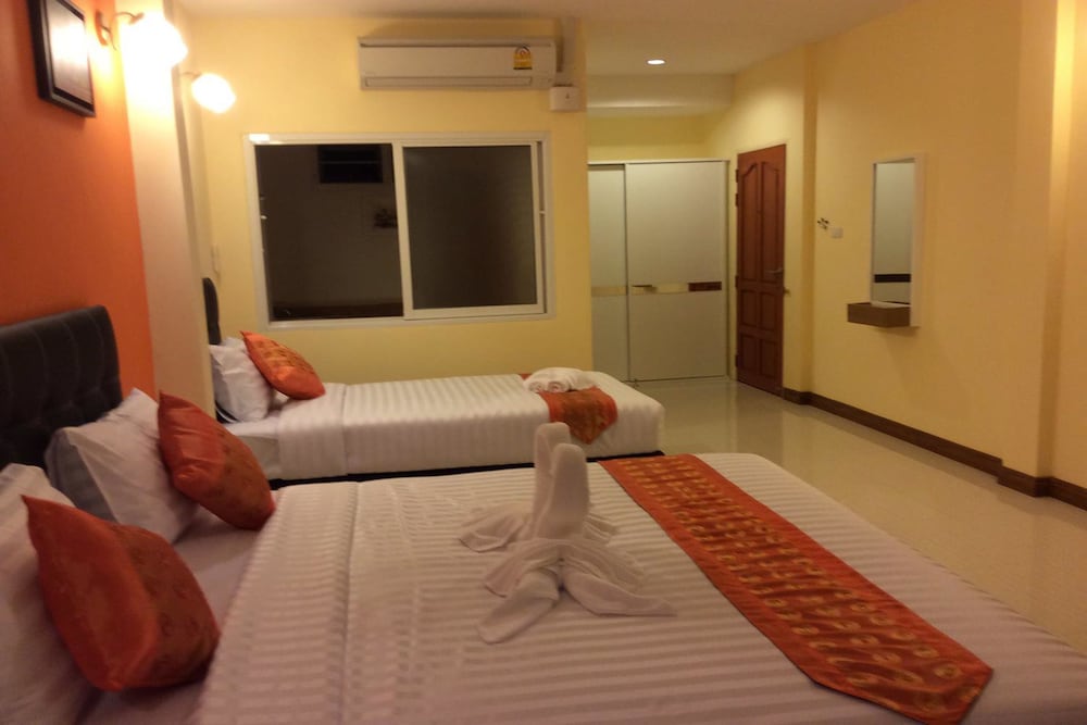 Greenseaviewresort Bangsaphan — Bang Saphan — photo 3