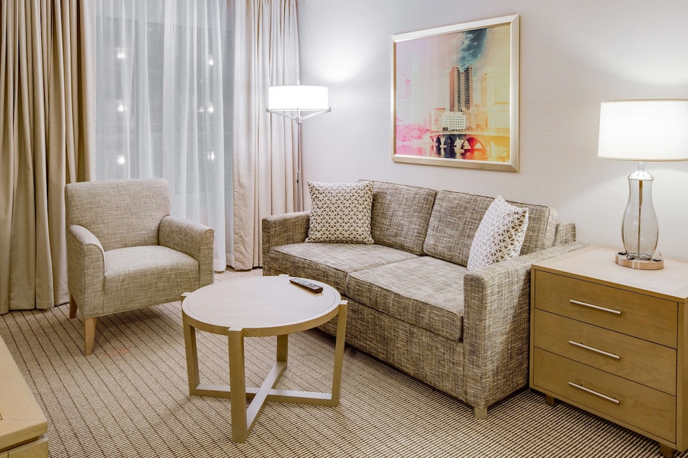 Embassy Suites by Hilton Columbus Dublin - photo 19