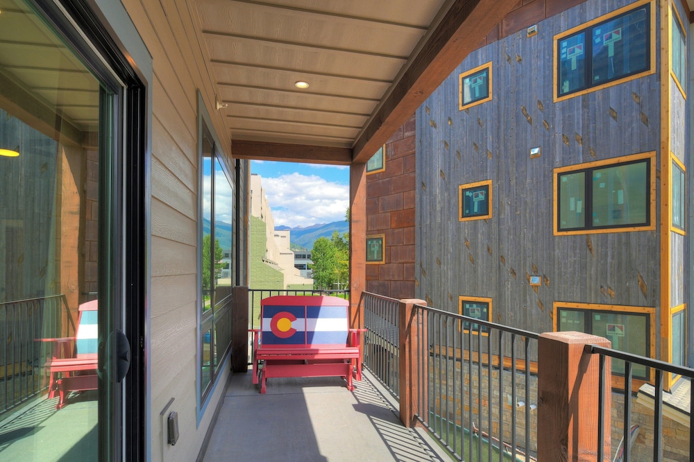 Lakeside Village - last minute hotel in Keystone