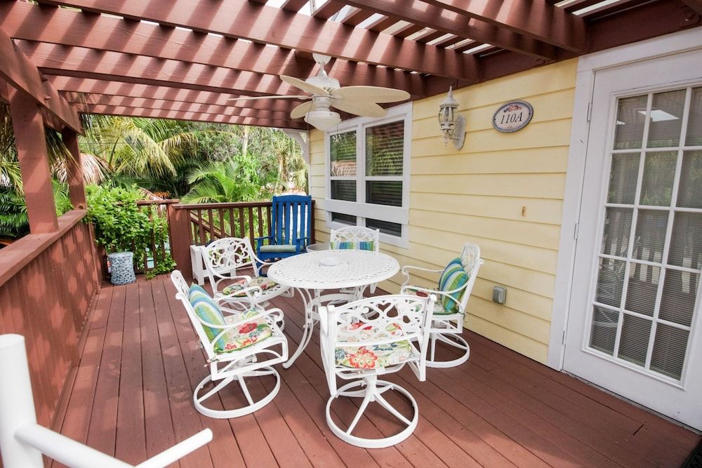 Anna Maria Beach Cottages - photo 8