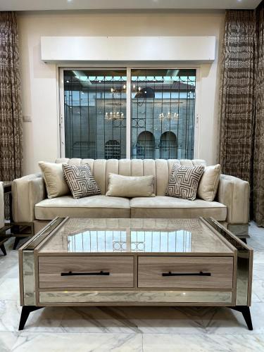 Fully Equipped 3BR Apt in Family Friendly Building — 4-Star Luxury Hotel in Amman, Jordan