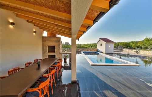 Cozy Home In Ugljane With Wifi — Trilj — photo 2
