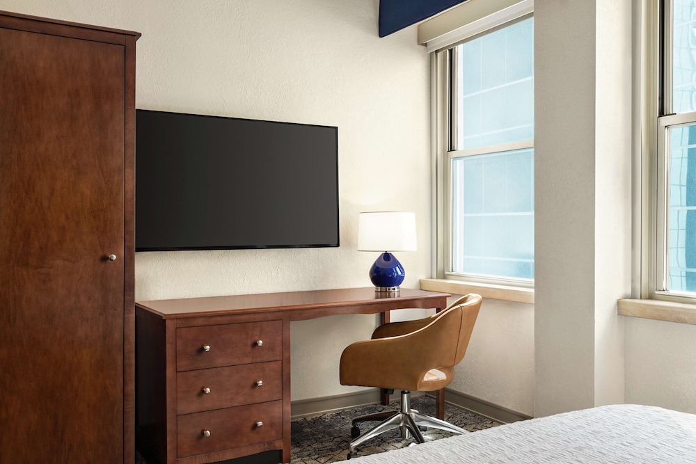 Hampton Inn Manhattan Downtown Financial District - photo 9