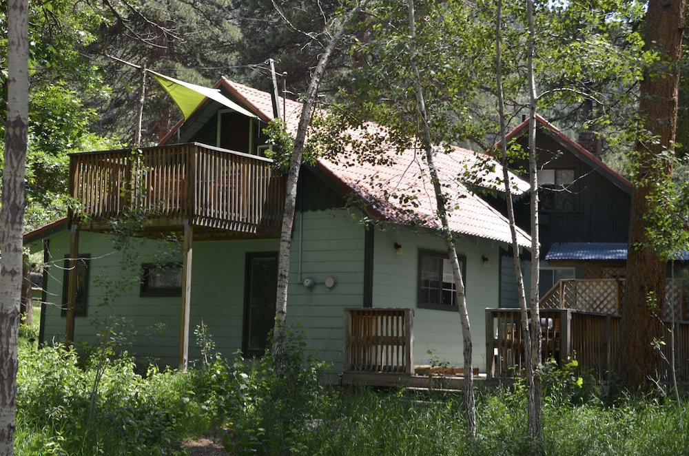 The Woolly Bugger Inn - photo 18