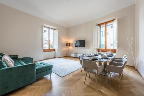 5 min Duomo Magnificent Home — 4-Star Luxury Hotel in Florence, Italy