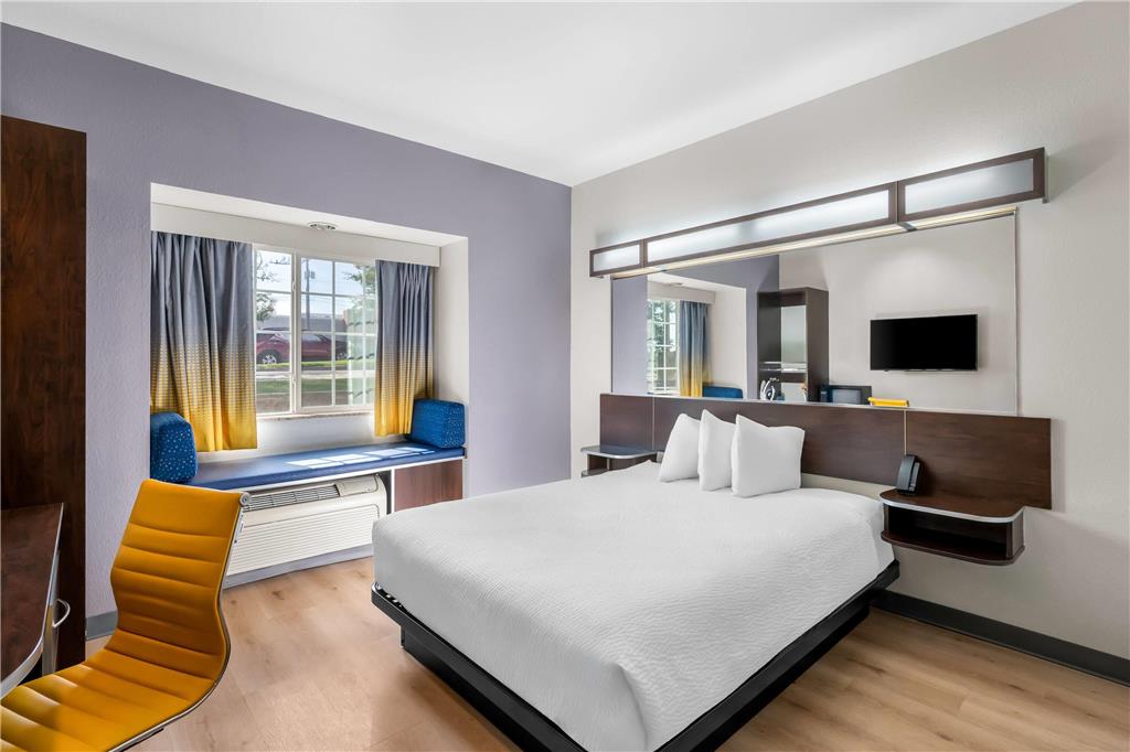 Microtel Inn & Suites by Wyndham Conway - photo 19