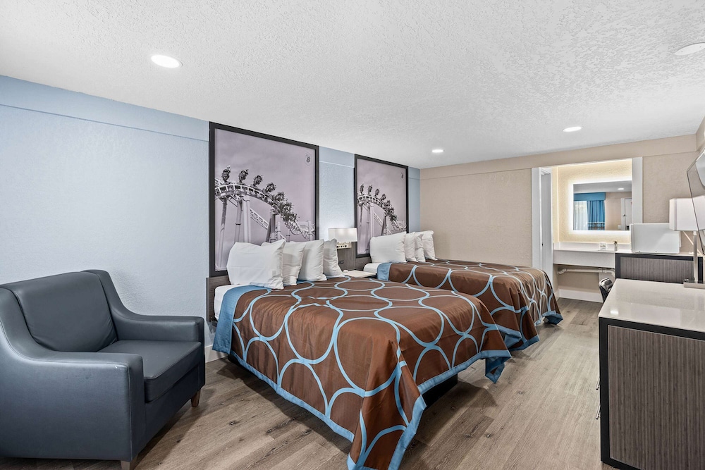 Super 8 by Wyndham Kissimmee Orlando - photo 13