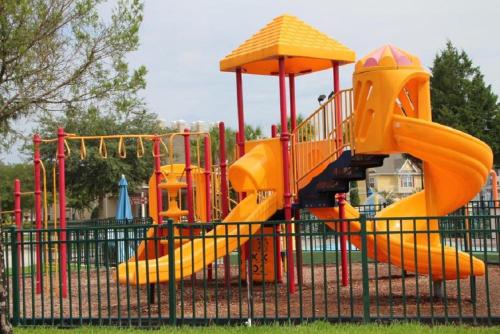 Townhouses Condos with fantastic resort facilities - photo 10