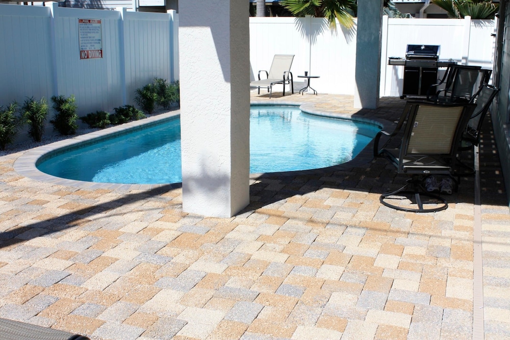 Anna Maria Island Beach Paradise 6 Holmes Beach - photo 13