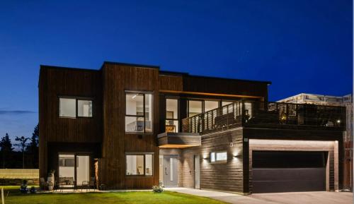 Solfylt enebolig på Langenes perfekt for barnefamilier in Kristiansand, Norway