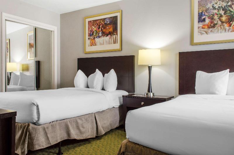 Ramada by Wyndham Shreveport Airport - photo 27