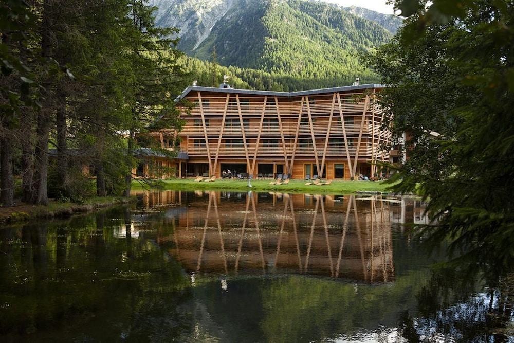 Au Charmant Petit Lac Ecohotel Parc & Spa — Ayas — photo 3