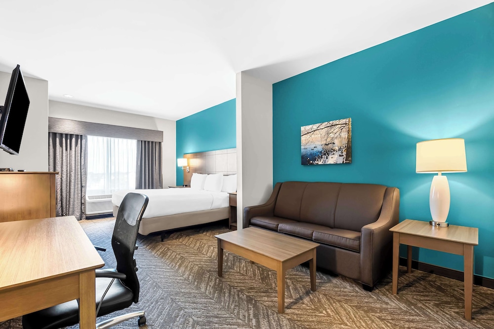 Best Western Plus Bolivar Hotel & Suites - photo 8