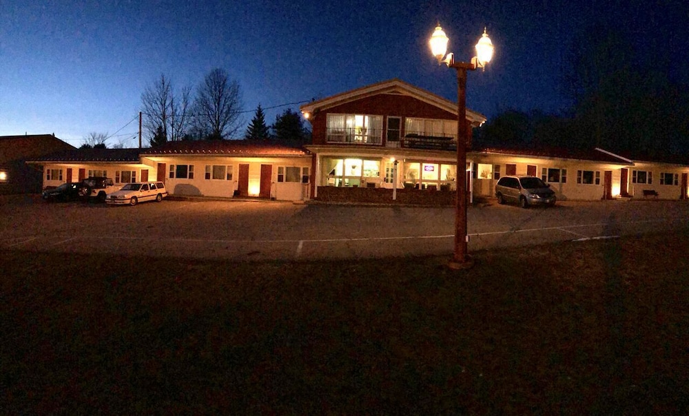Spring Fountain Motel - photo 20
