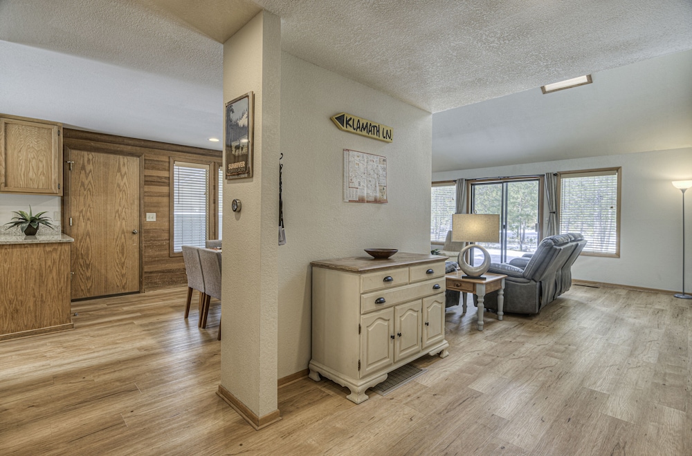 Klamath Unit 19 — Sunriver — photo 3