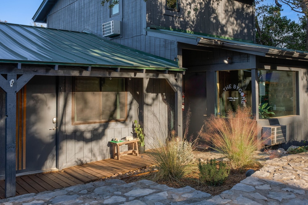 The Bygone Hotel - photo 50