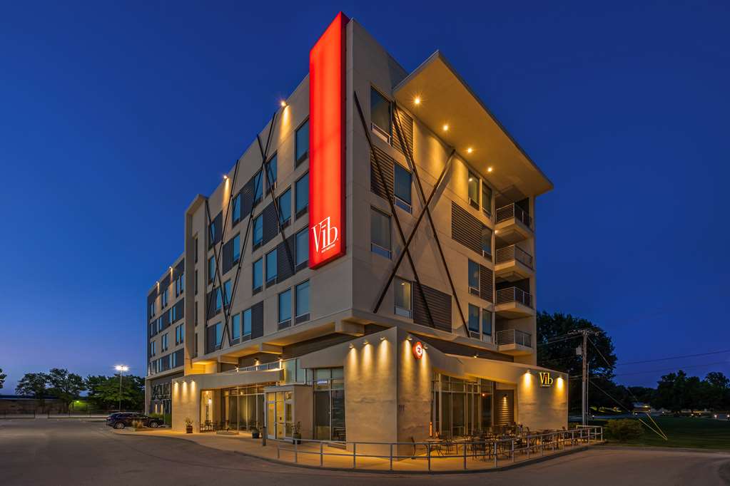 Vīb Best Western Springfield - photo 10