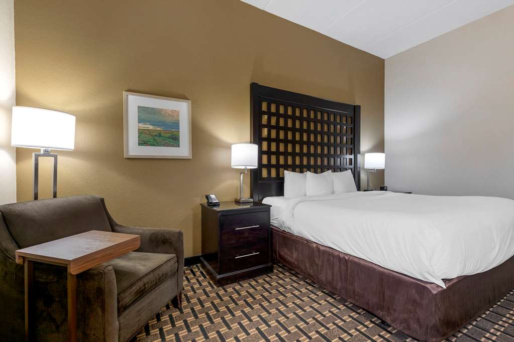 Comfort Inn Sherman - photo 17