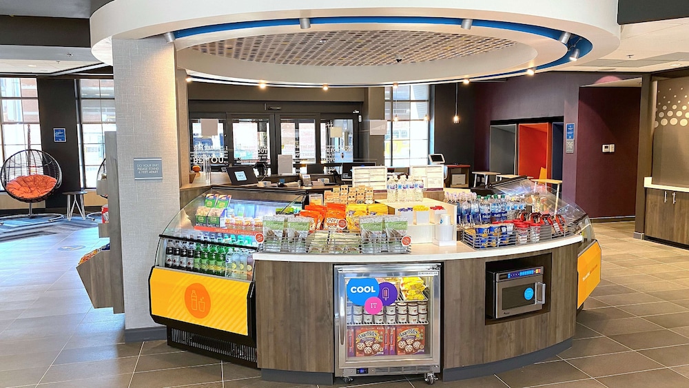 Tru By Hilton Baltimore Harbor East MD - photo 40