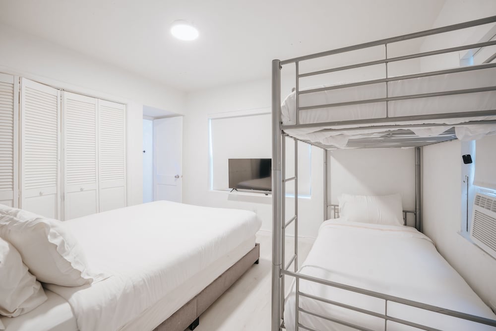 PRAIA Hotel Hollywood - photo 18