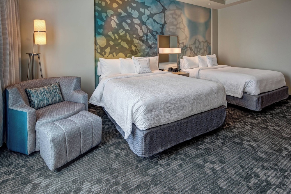 Courtyard by Marriott Kansas City Downtown Convention Center - photo 7