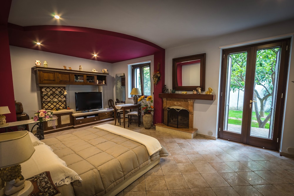 Agrumeto degli Angeli — 4-Star Luxury Hotel in Brindisi, Italy