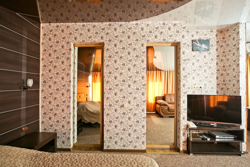 Boyard Hotel — Ussuriysk — photo 2