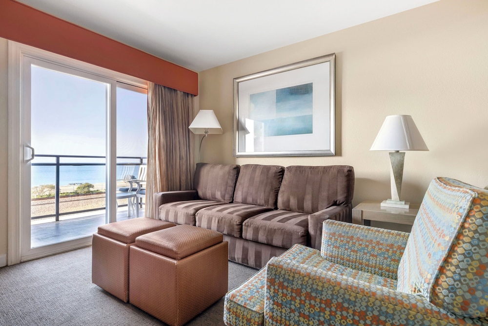 Hilton Vacation Club Riviera Beach & Shores CA - photo 37