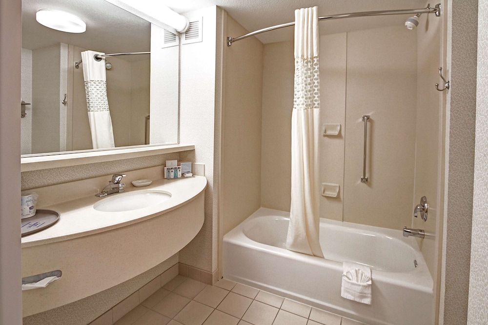 Hampton Inn Milpitas - photo 27
