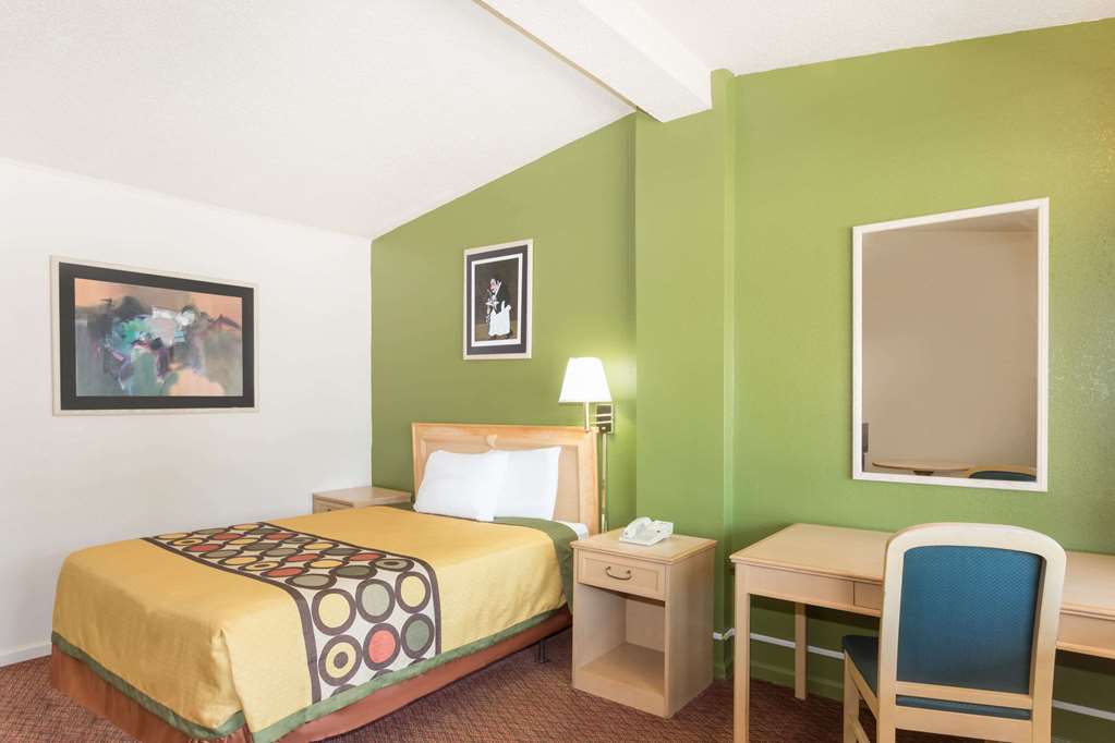 Knights Inn Statesboro - photo 3