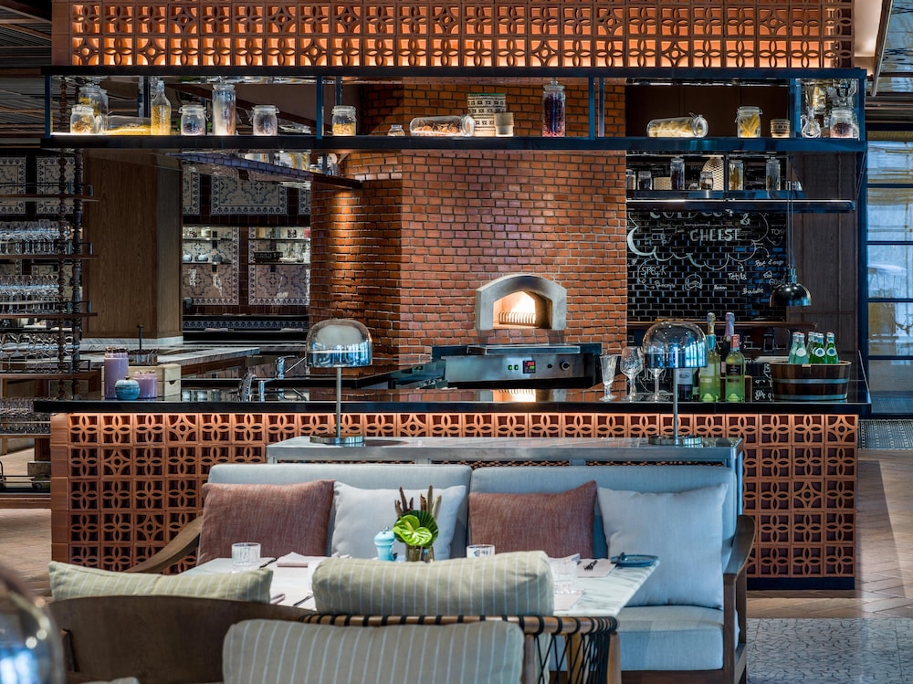 מזון ומשקאות