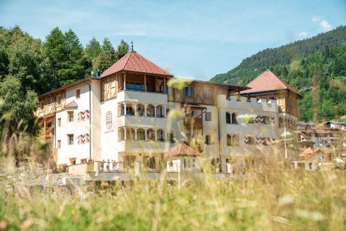 Burg1990 in Ladis, Austria