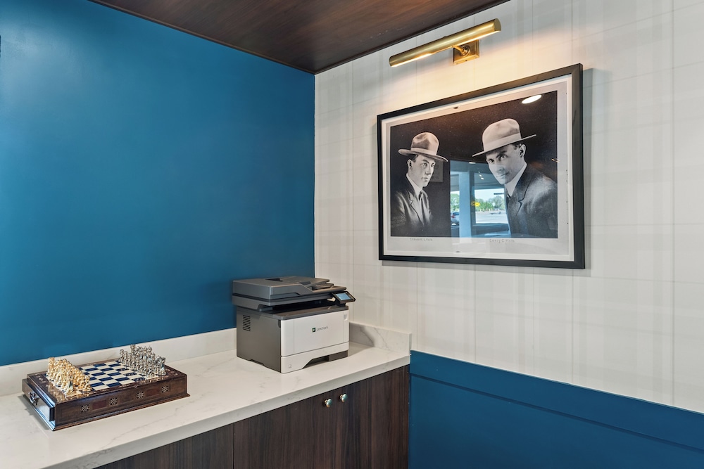 The Ellsworth Hotel an Ascend Collection Hotel - photo 42