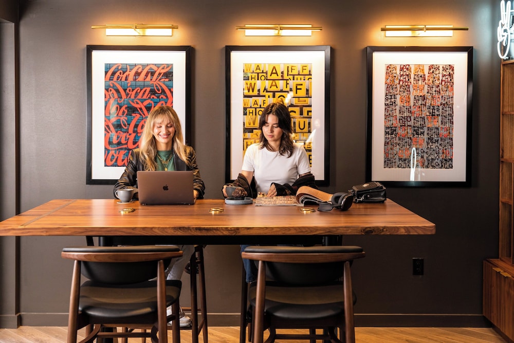 voco The Darwin Atlanta Midtown by IHG - photo 73