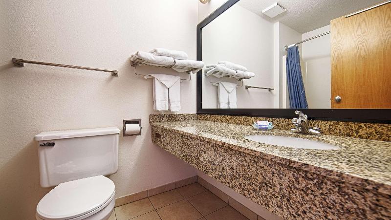Baymont by Wyndham Huron SD - photo 15