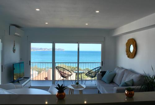 Calpe Beachview — 4-Star Luxury Hotel in Calp, Spain