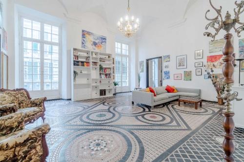GuestHost Timeless Charm in Genoa Porto Antico District — 4-Star Luxury Hotel in Genoa, Italy