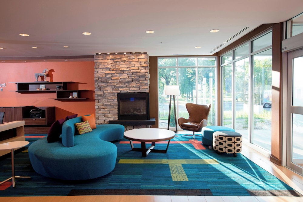 Fairfield Inn & Suites by Marriott Detroit Lakes - photo 2