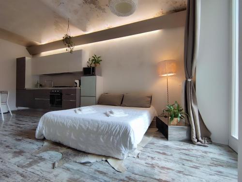 Behind Duomo Design Apartment in Centro Con Parcheggio Disponibile — 4-Star Luxury Hotel in Turin, Italy