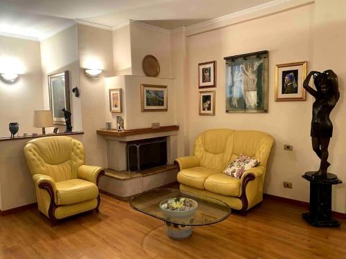 Home Luxury Emy — 4-Star Luxury Hotel in Rome, Italy