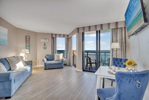 Coastal Serenity 1Br Oceanfront Suite Dogs OK 1810 — 4-Star Luxury Hotel in Myrtle Beach, United States