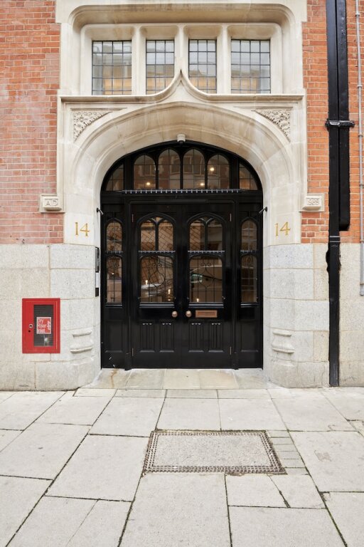 Sonder The Arts Council — 4-Star Luxury Hotel in London, United Kingdom
