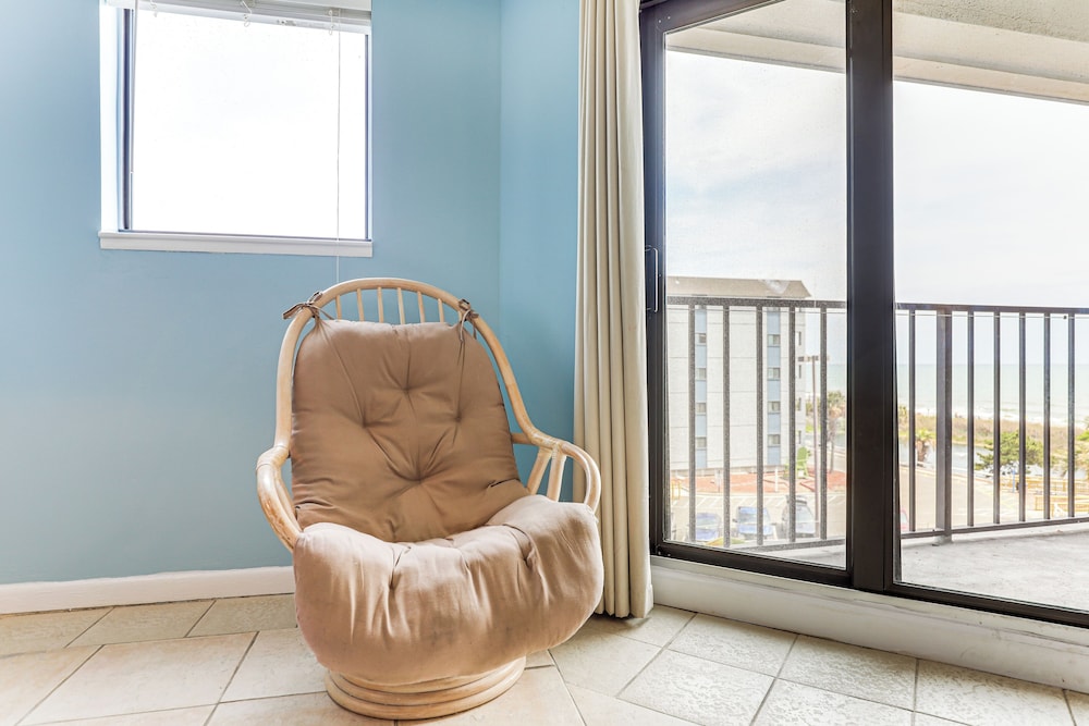 Beachfront Condo w Pool at Myrtle Beach Resort - photo 9