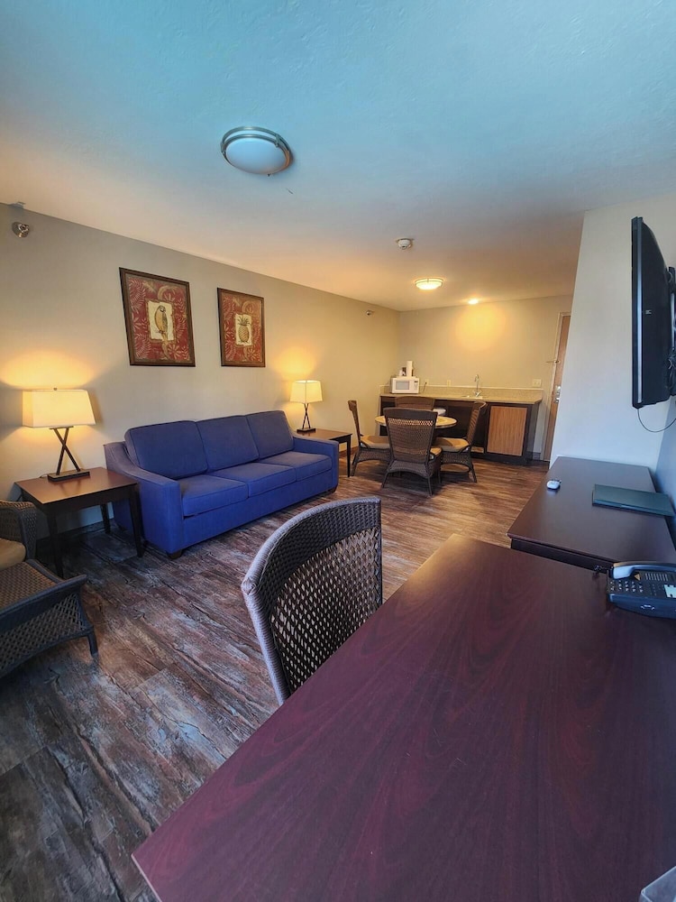 Put In Bay Resort and Conference Center - photo 12