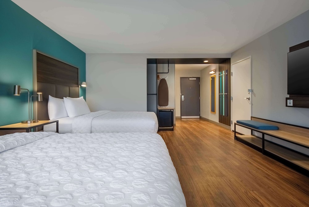 Tru by Hilton Merrillville - photo 15