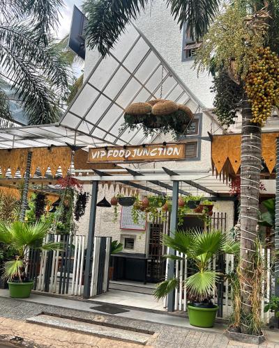 Vip Guest House — 5-Star Luxury Hotel in Nashik, India