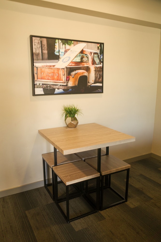Americana Modern Hotel - photo 31
