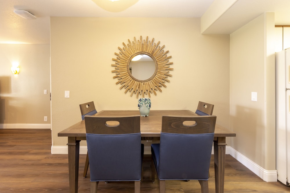 Capistrano Surfside Inn - photo 8